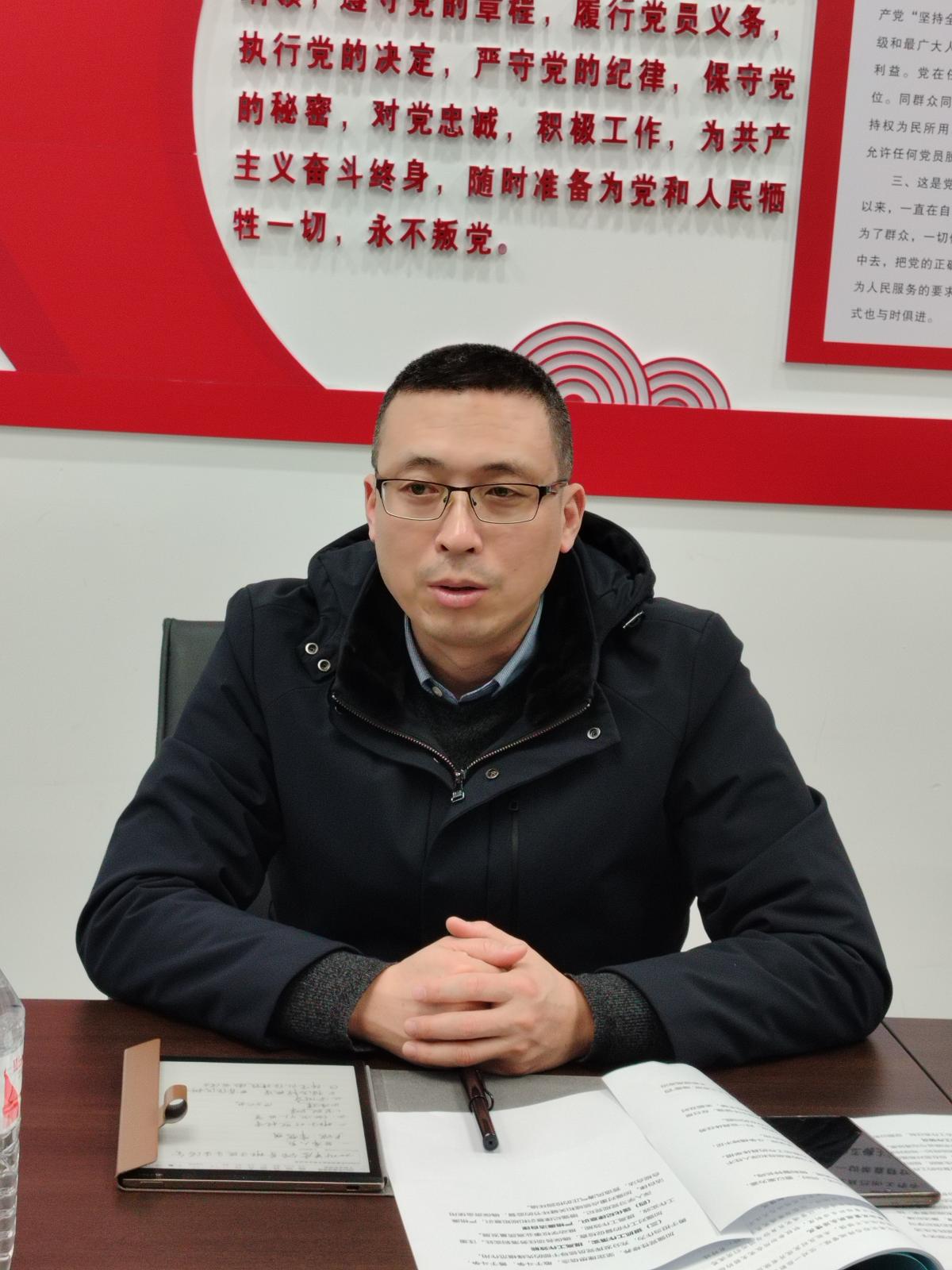 宋国华开展批评与自我批评.jpg