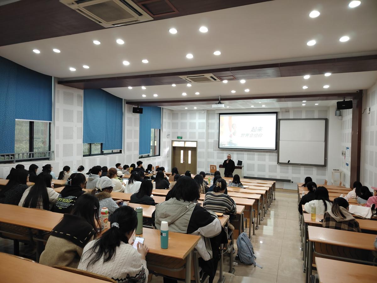 分享会现场.jpg